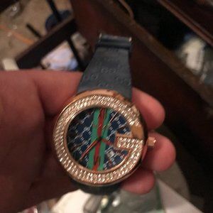 Gold steel framed watch,Gucci,